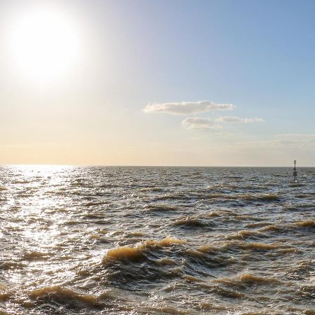 See The Sea Ханстантон Экстерьер фото
